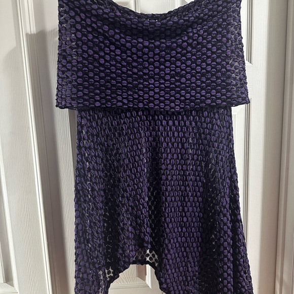 Classy tunic. A beautiful boutique find. Size 1x. No order or flaws. Too cute on - Picture 1 of 3